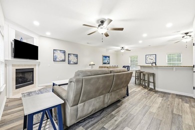 Beautifully upgraded, corner-lot home in desirable Surfside - photo 5