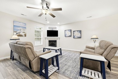 Beautifully upgraded, corner-lot home in desirable Surfside - photo 6