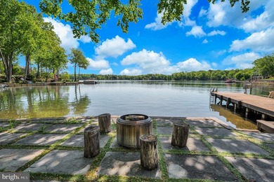 Welcome to 107 Plantation Dr, a lakeside retreat thoughtfully - photo 8