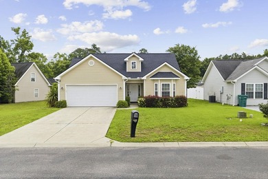 Beautiful 3 Bedroom, 2 Bath home in great location. Close to - photo 1