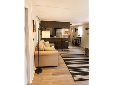 Welcome to Rayburn Country! This well-maintained 2-bedroom - photo 2