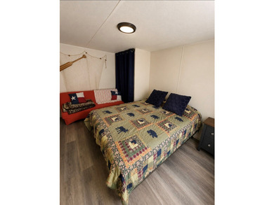 Welcome to Rayburn Country! This well-maintained 2-bedroom - photo 7