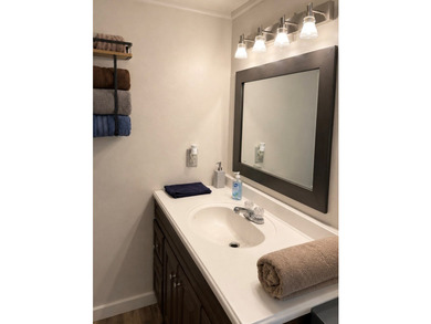Welcome to Rayburn Country! This well-maintained 2-bedroom - photo 9