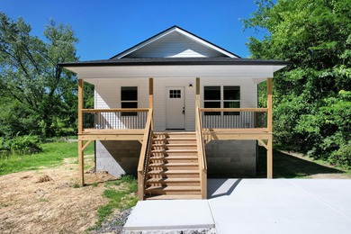 Chickamauga Lake Home Sale Pending in Chattanooga Tennessee