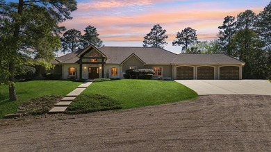Experience luxury living in this stunning 3 bedroom, 3 full & 2 - photo 6