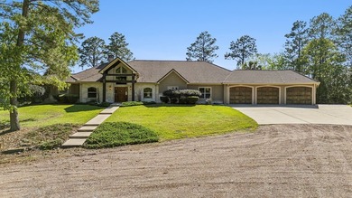 Experience luxury living in this stunning 3 bedroom, 3 full & 2 - photo 7