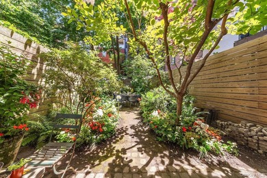 Historic West Village Townhouse with Turn of the-century charm - photo 6