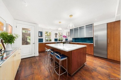 Historic West Village Townhouse with Turn of the-century charm - photo 7