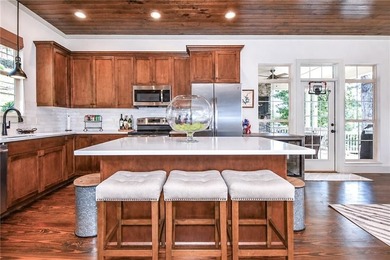 Experience Lake Martin living in this beautifully designed - photo 18