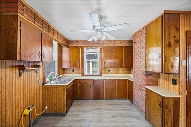 Welcome to 3989 Lake Ave. Charlotte Living at its Best! Full of - photo 20