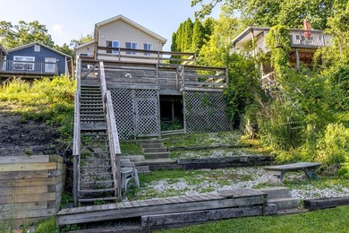 Escape to the lake without leaving the conveniences of - photo 26