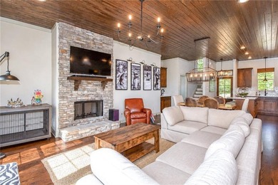 Experience Lake Martin living in this beautifully designed - photo 32