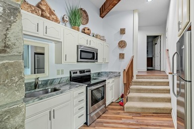 PANORAMIC MOUNTAIN VIEWS, peaceful wooded scenery, and - photo 38