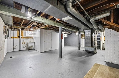 Welcome to 3989 Lake Ave. Charlotte Living at its Best! Full of - photo 40