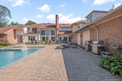 Welcome to 12 Ridge Ct, located in the heart of Old Brookville - photo 42