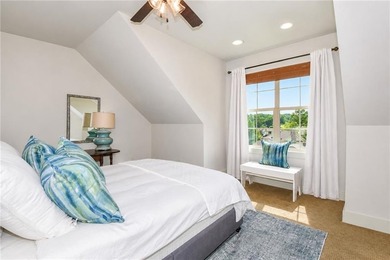 Experience Lake Martin living in this beautifully designed - photo 50