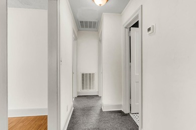 Investors take note! 5533 Read Street offers incredible value - photo 9