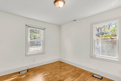 Investors take note! 5533 Read Street offers incredible value - photo 10