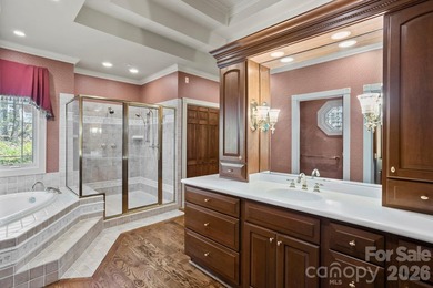 Stunning Estate Home in Prestigious Kenmure Golf Community - photo 11