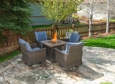 Experience the gold standard of living in Aidan's Meadow with - photo 2
