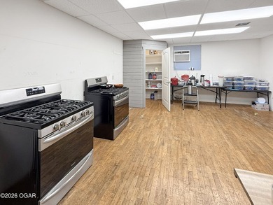 Prime opportunity in the heart of downtown Joplin! This 5,600 sq