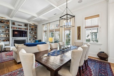 A sophisticated and luxurious townhouse-style condominium - photo 14