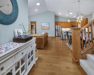 Experience the gold standard of living in Aidan's Meadow with - photo 6