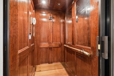 A sophisticated and luxurious townhouse-style condominium - photo 19