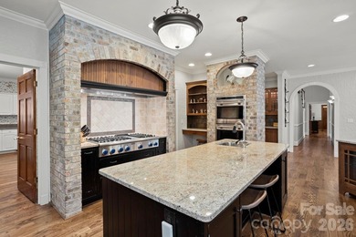 Stunning Estate Home in Prestigious Kenmure Golf Community - photo 24
