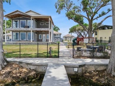 Welcome to Paradise on Lake Harris, an extraordinary lakefront - photo 1