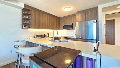 Welcome to the park on keeaumoku -Rycroft tower 2-bedroom 2-bath - photo 4