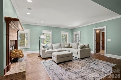 Stunning Estate Home in Prestigious Kenmure Golf Community - photo 42