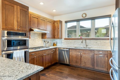 Rare single-level living in Cotton Ranch! Built in 2020, this - photo 6