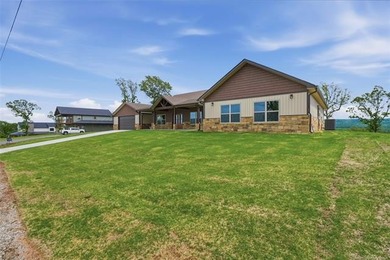 Now includes 5 bedrooms AND a 30X50 finished garage/shop! - photo 3