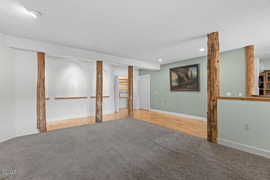 Hidden Cove Beckons - a rare 5 bedroom lakefront sanctuary where - photo 23