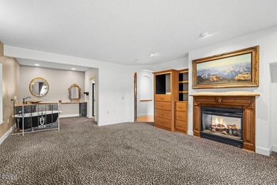 Hidden Cove Beckons - a rare 5 bedroom lakefront sanctuary where - photo 28