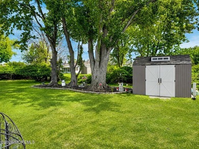 Welcome to this well-maintained 2-bedroom, 1-bath home located - photo 4