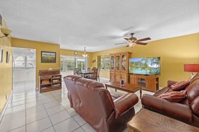 Move-in ready 2-bedroom, fully furnished residence offering a - photo 6