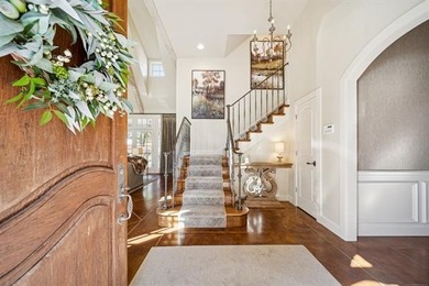 Experience sophisticated, fully furnished urban living on five - photo 8