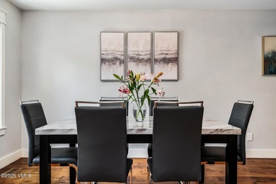 Bright, sun-filled, and completely turnkey, this beautifully - photo 4