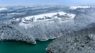 Premier Building Lots on Dale Hollow Lake in Albany, Kentucky - photo 21
