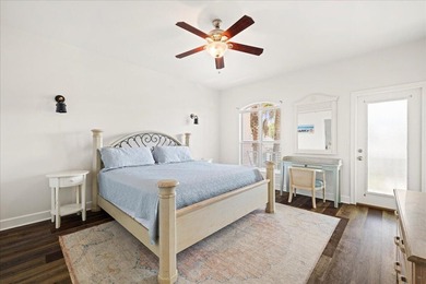 SELLER OFFERS $25K IN CONCESSIONS! Welcome to 15 Pearl Cove, a - photo 24