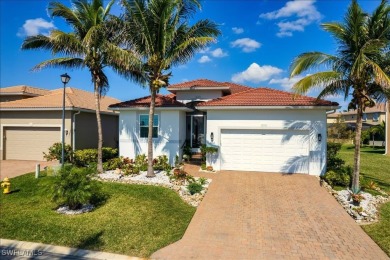 Lake Home For Sale in Fort Myers, Florida