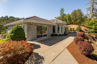 Perched above the valley where the North and South Umpqua Rivers