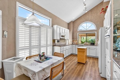 Charming single level home with VIEWS in the Villas at Vista - photo 8