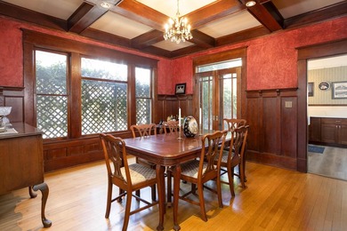 Exquisite 1912 Historic Craftsman estate in the heart of Bankers - photo 8