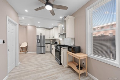 Welcome to this beautifully renovated, move-in-ready 2-family - photo 12
