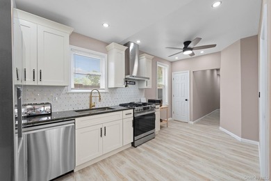 Welcome to this beautifully renovated, move-in-ready 2-family - photo 13