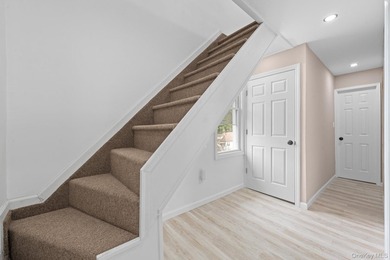 Welcome to this beautifully renovated, move-in-ready 2-family - photo 18