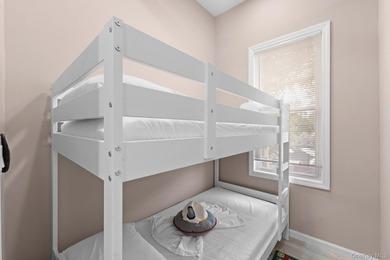 Welcome to this beautifully renovated, move-in-ready 2-family - photo 30